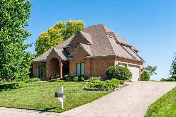 560 Heatherwoode Circle, Springboro, OH 45066