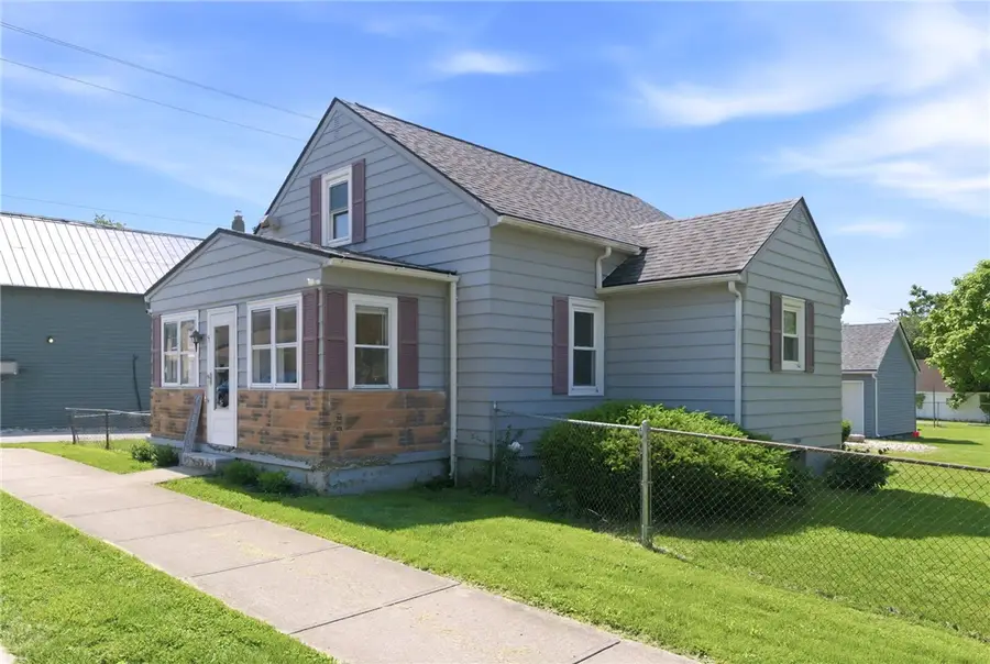 5 W South Street, Springboro, OH 45066 - #2
