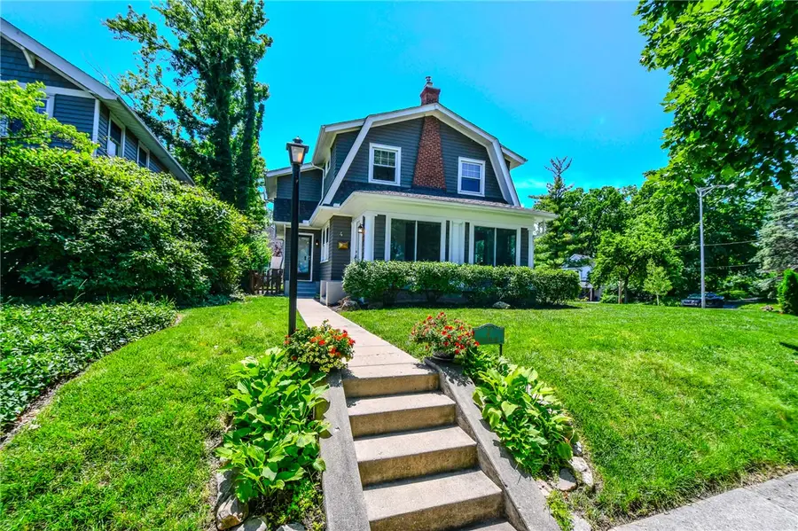 4 Dellwood Avenue, Oakwood, OH 45419 - #2