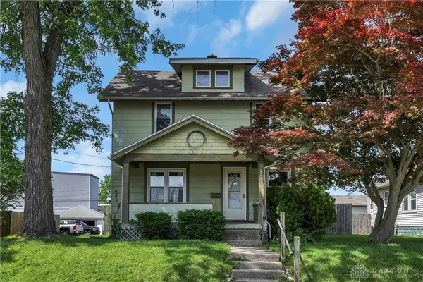 2702 Maplewood Avenue, Springfield, OH 45505