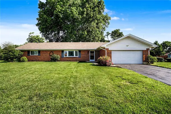 151 Ashford Drive, Centerville, OH 45459
