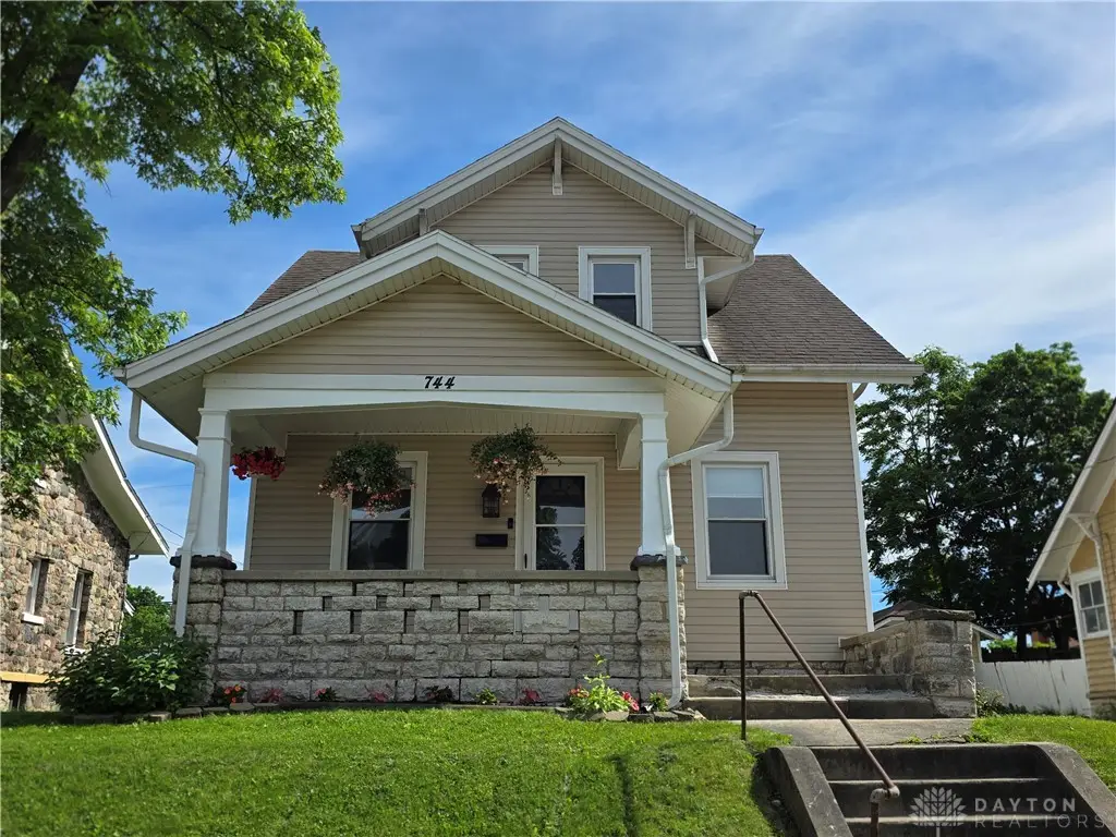744 E Pearl Street, Miamisburg, OH 45342 - #1