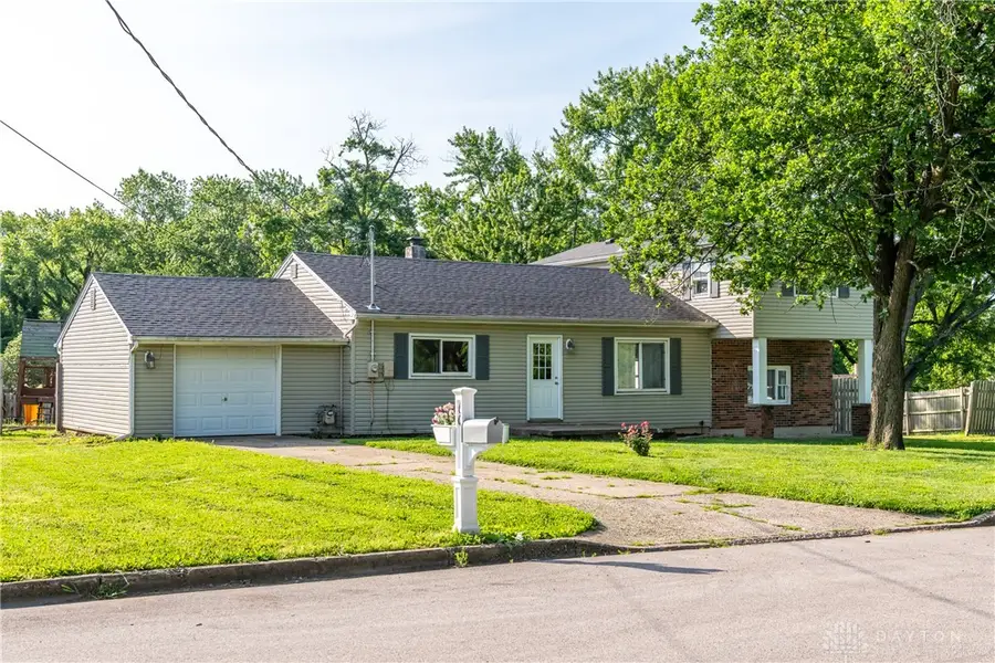 602 W Crescent Lane, Franklin, OH 45005 - #2