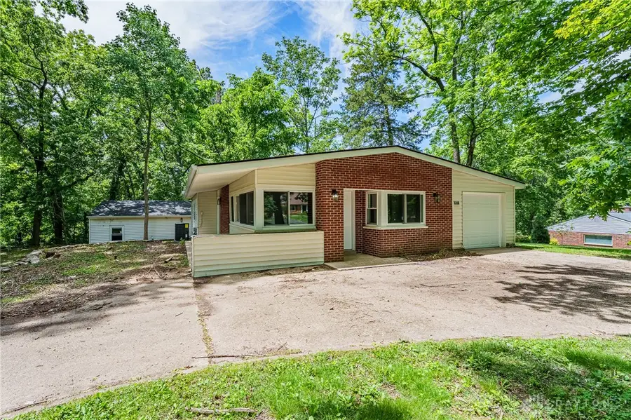 927 Oakland Drive, Beavercreek, OH 45434 - #3
