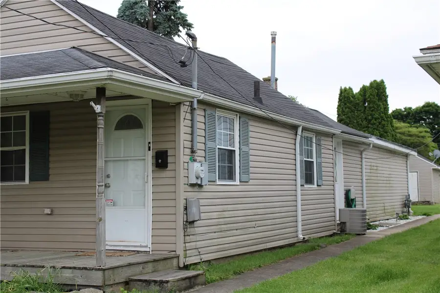 317 S Miami Avenue, Bradford, OH 45308 - #2