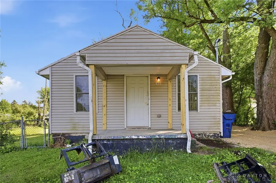 633 Neosha Avenue, Springfield, OH 45505 - #2