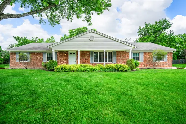 190 Lakeview Drive, Centerville, OH 45459