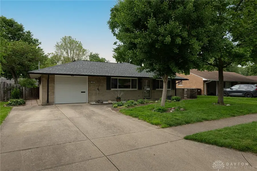 3689 Elmira Drive, Kettering, OH 45439 - #2