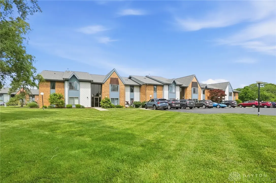 1949 Washington South Drive, Washington, OH 45458 - #1