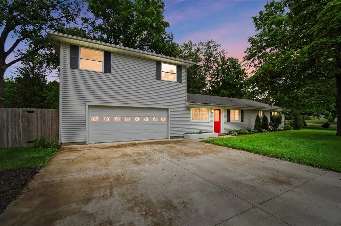 1684 Pierce Drive, Beavercreek, OH 45432 - #1