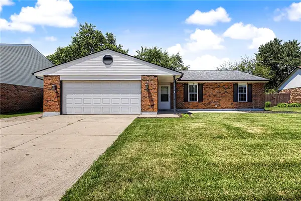 8781 Emeraldgate Drive, Huber Heights, OH 45424