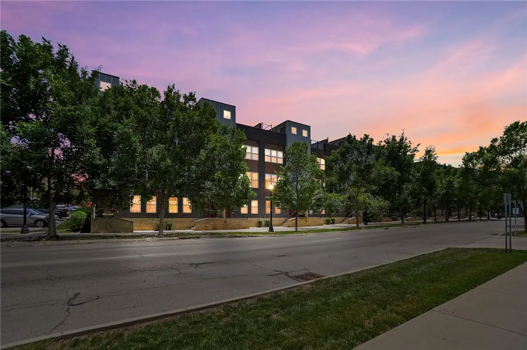 28 S Patterson Boulevard, Dayton, OH 45402 - #1
