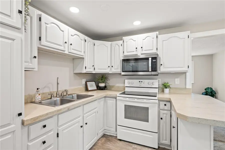 7425 Treon Place, Huber Heights, OH 45424 - #3