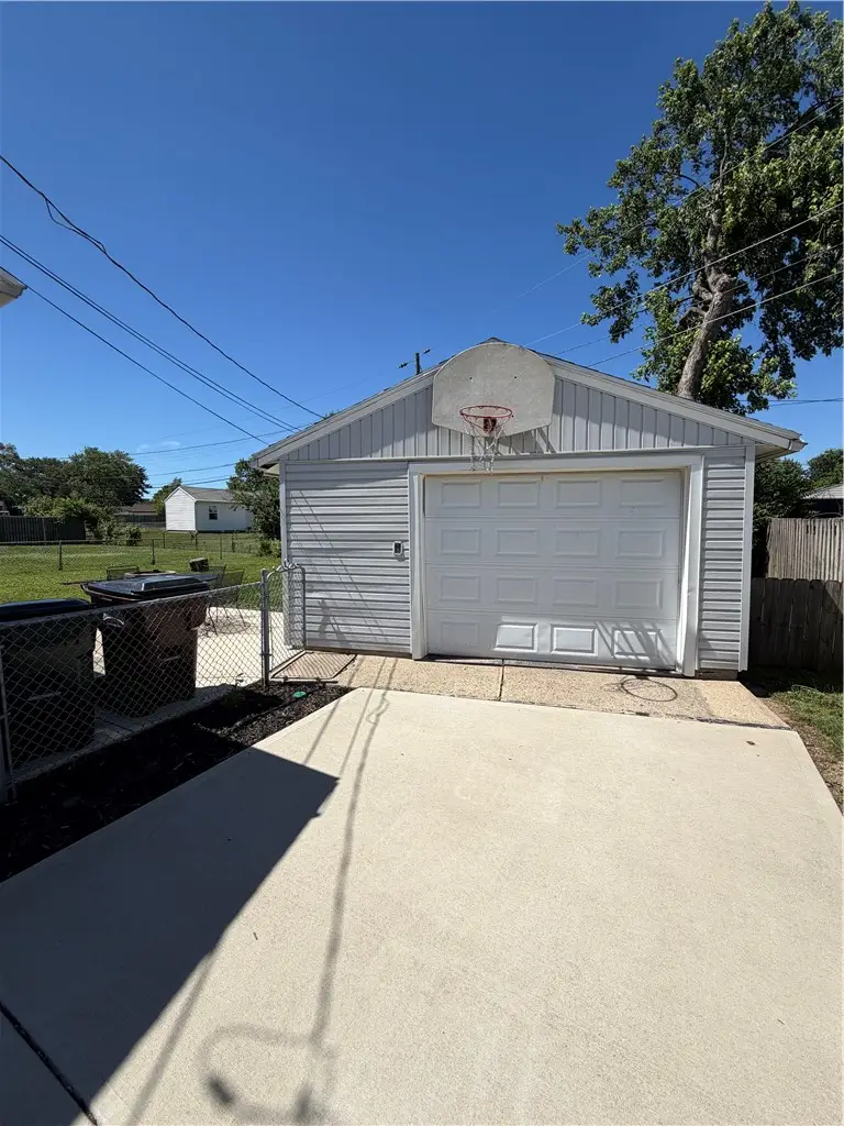 187 Pat Lane, Fairborn, OH 45324 - #2