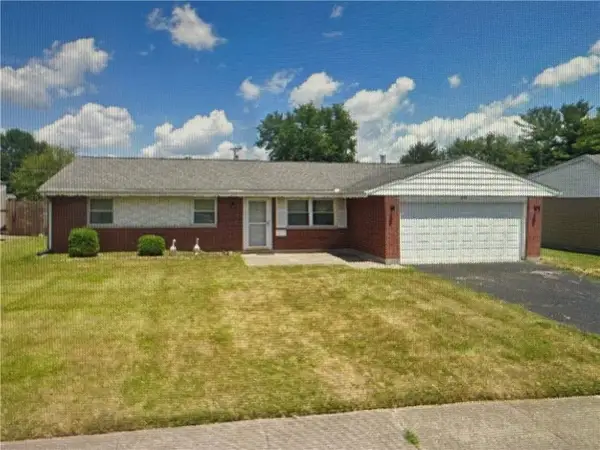 905 Candlewood Boulevard, Piqua, OH 45356