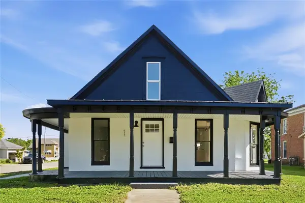 217 W Jefferson Street, New Carlisle, OH 45344