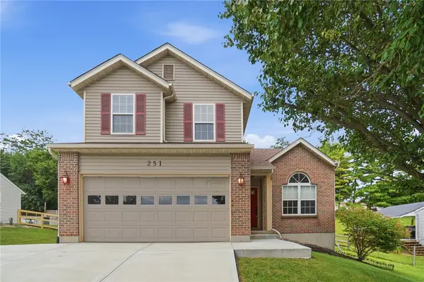 251 Fairborn Drive, Hamilton, OH 45013