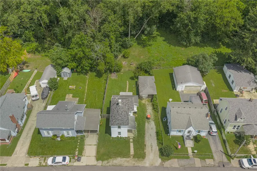 2484 Hilltop Avenue, Springfield, OH 45503 - #3