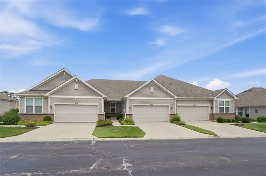 924 Valleywatch Drive, Pleasant Hills, OH 45231 - #2