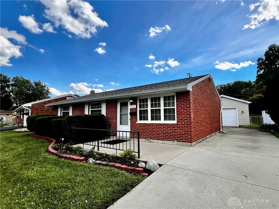 2517 Newcastle Drive, Dayton, OH 45420 - #2