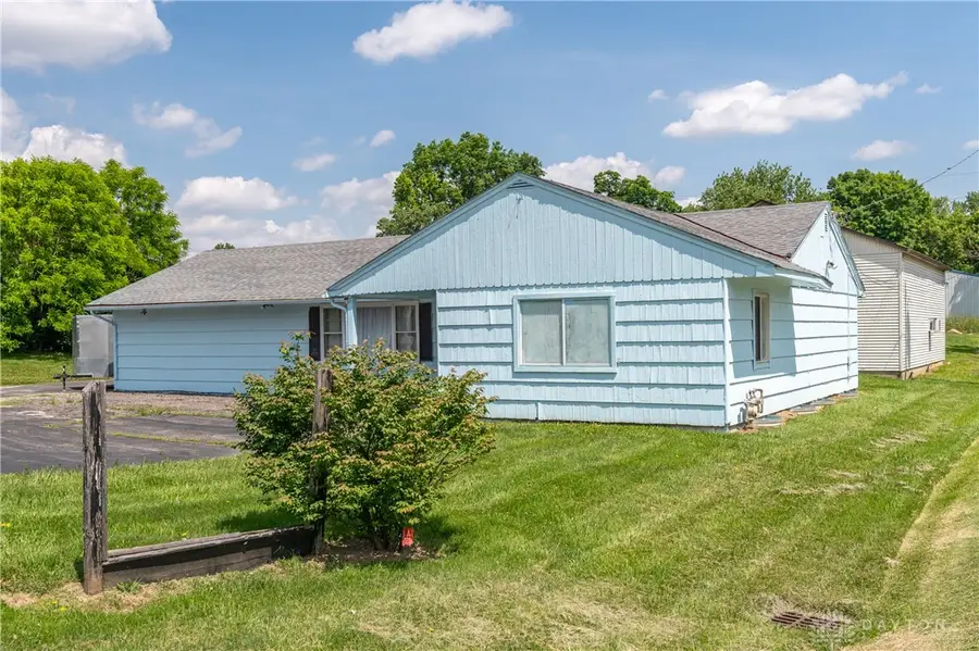 4178 Dayton Xenia Road, Beavercreek, OH 45432 - #2