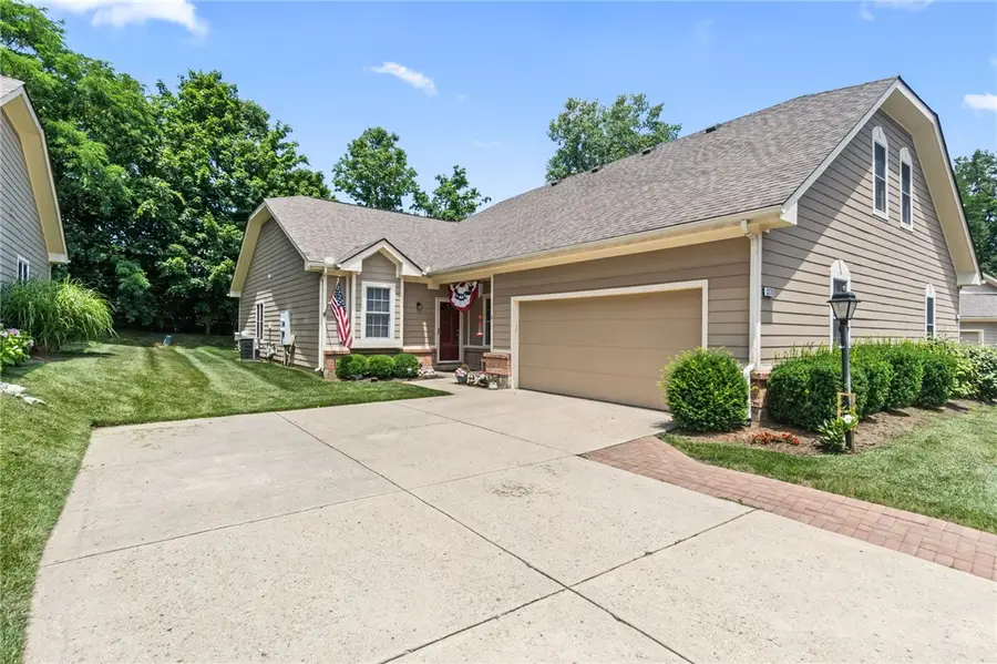3378 Darbyshire Drive, Beavercreek, OH 45440 - #3