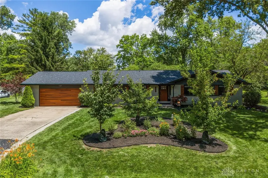 2515 Cross Country Road, Beavercreek, OH 45431 - #3