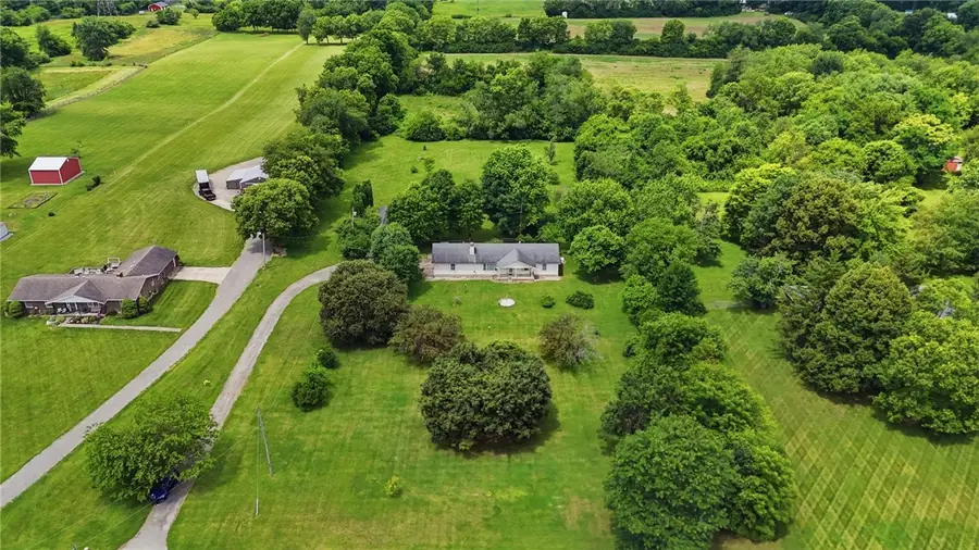 515 Whaley Road, Bethel, OH 45344 - #3