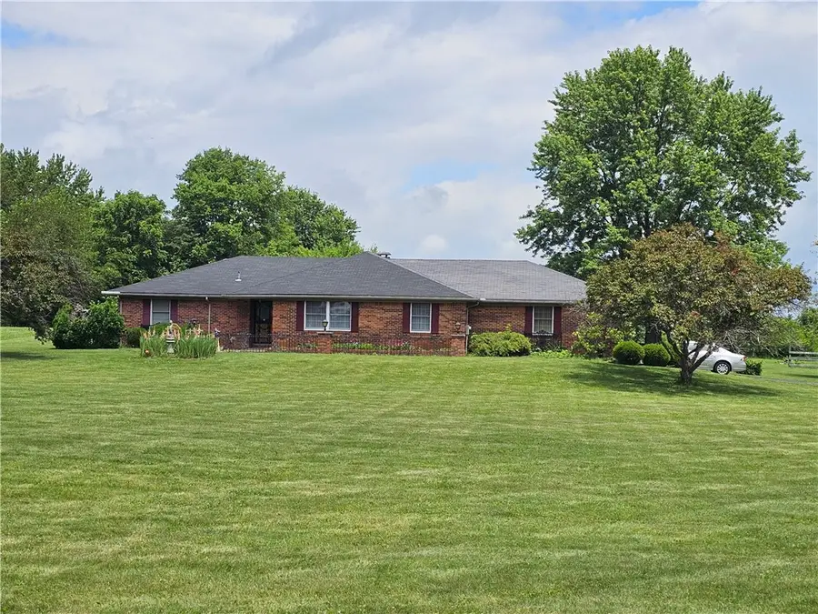 1376 Foust Road, Xenia, OH 45385 - #3
