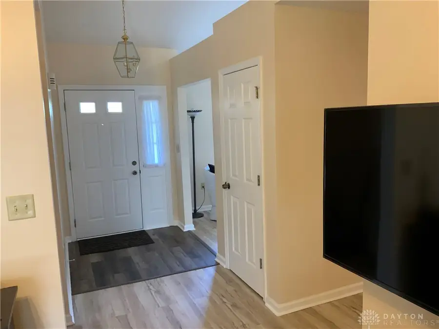 807 Plover Lane, Englewood, OH 45315 - #2