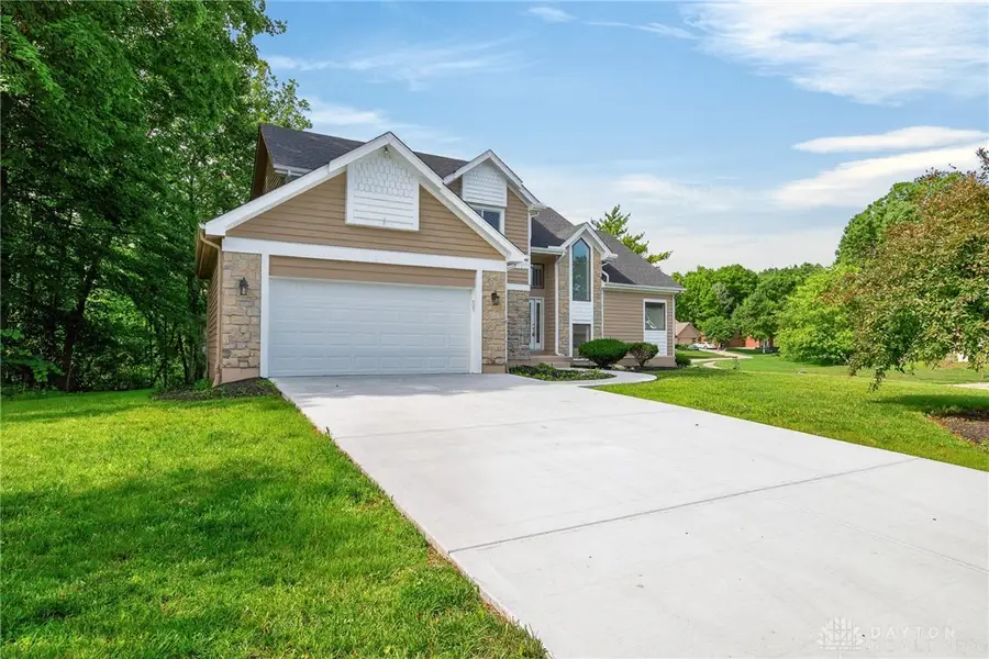811 Wind Bluff Point, Springboro, OH 45066 - #2
