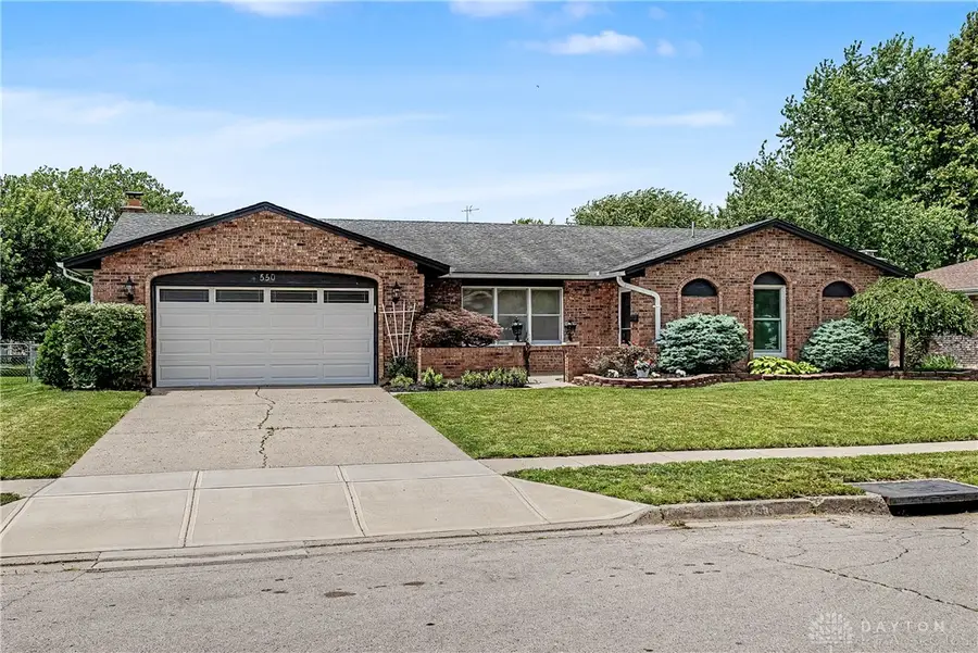 550 Unger Avenue, Englewood, OH 45322 - #2