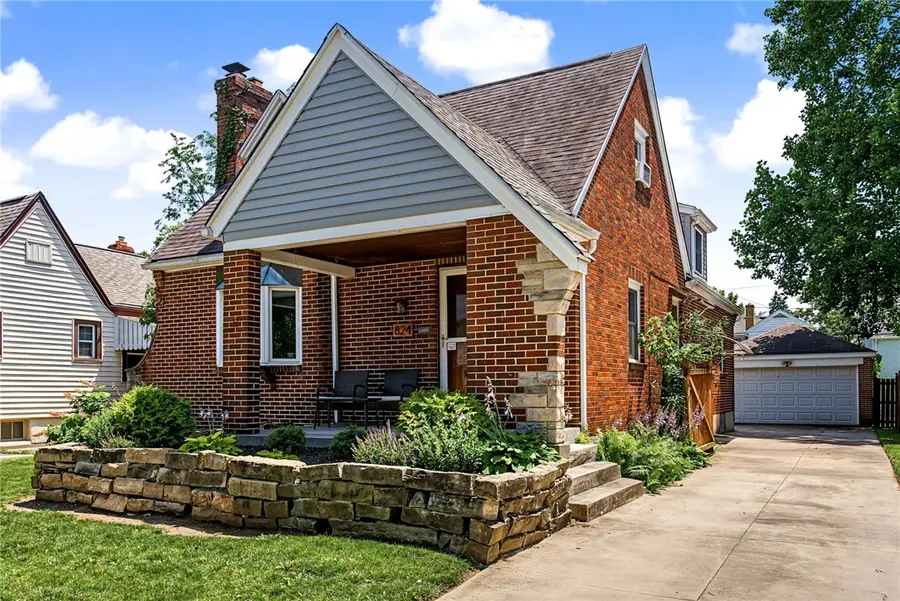 824 Buckingham Road, Dayton, OH 45419 - #3