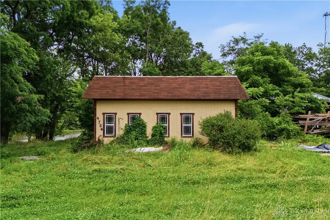 9754 N Cincinnati Columbus Road, Wayne, OH 45068 - #1