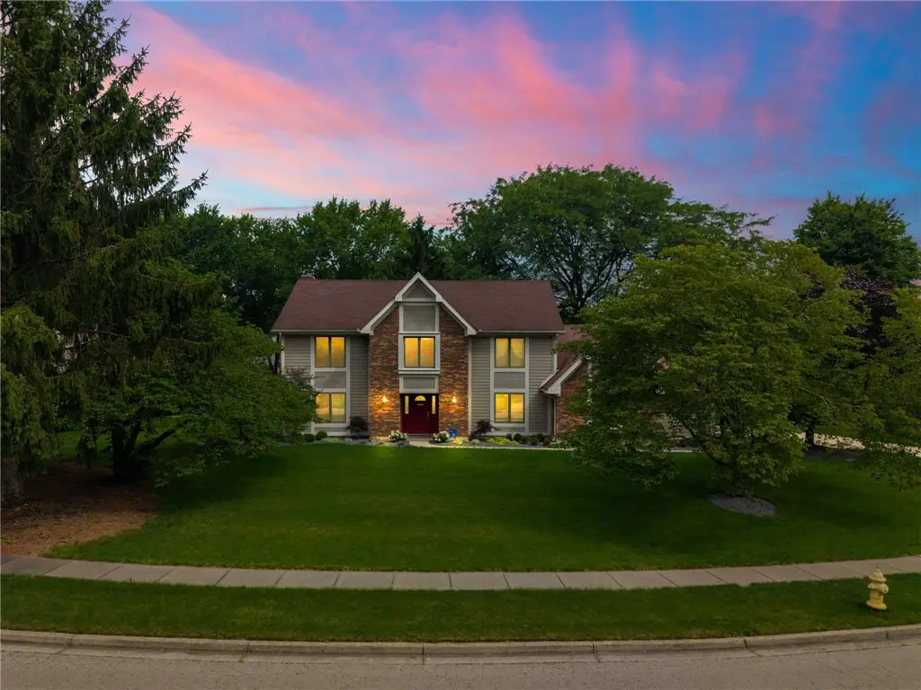 3822 Walnut Grove Lane, Beavercreek, OH 45440 - #1