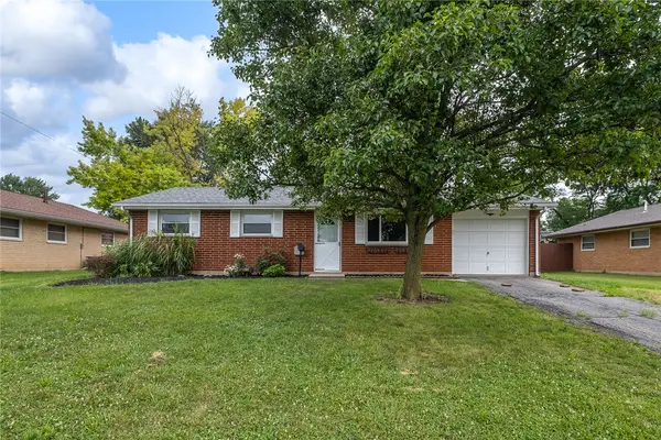 6650 Pine Ridge Avenue, Enon Vlg, OH 45323