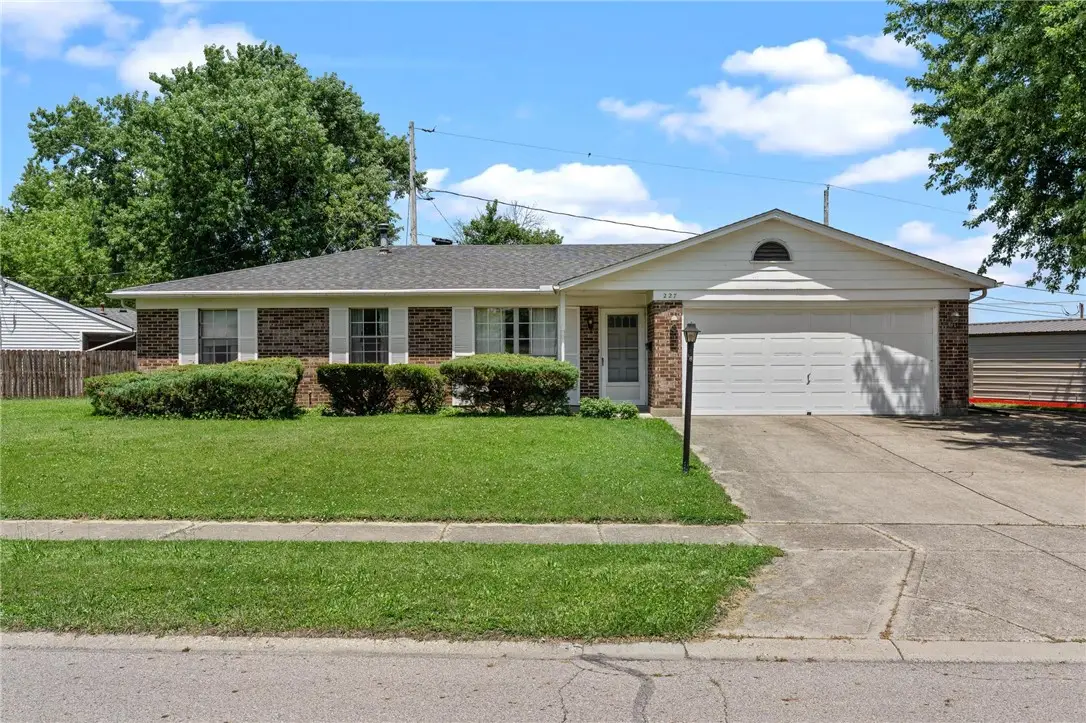 227 Cambridge Drive, Fairborn, OH 45324 - #1