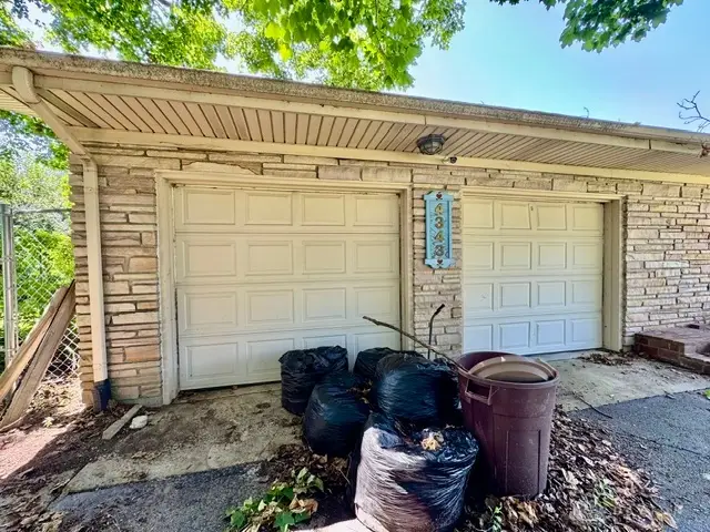 4343 W Enon Drive, Green Meadows, OH 45323 - #2