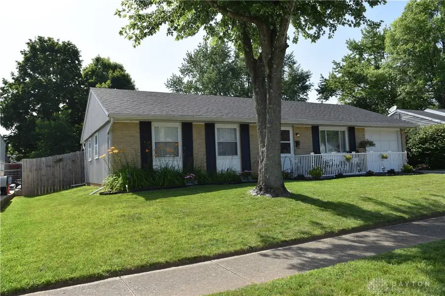 1005 White Pine Street, New Carlisle, OH 45344 - #3