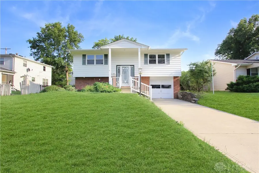 6717 Red Coach Lane, Reynoldsburg, OH 43068 - #3