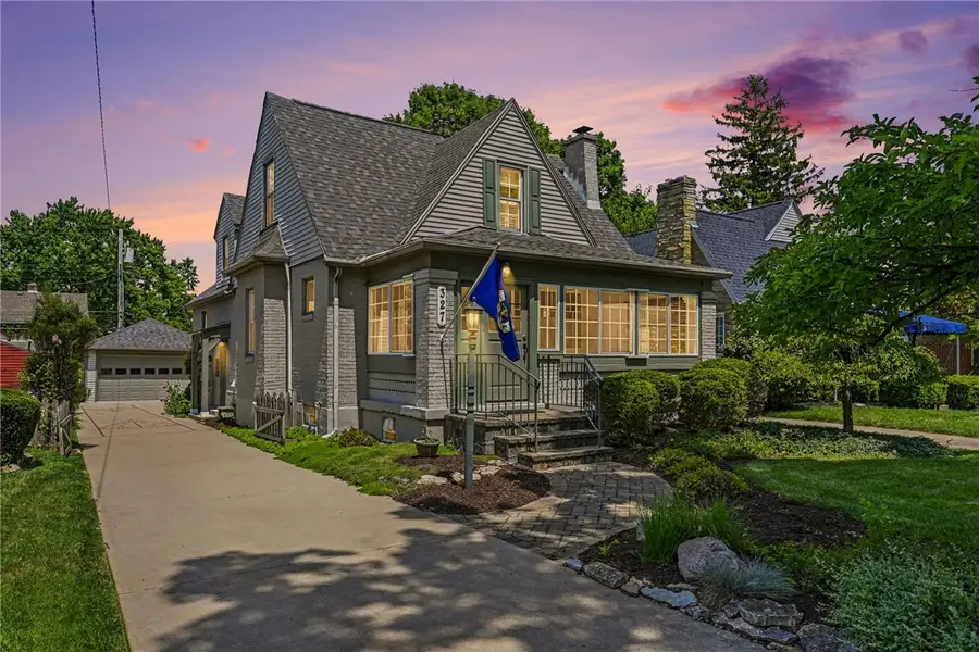 327 East Drive, Oakwood, OH 45419 - #3