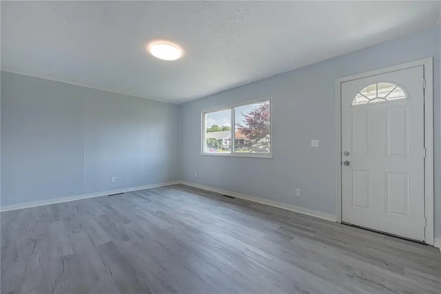 653 S Douglas Avenue, Springfield, OH 45505 - #3