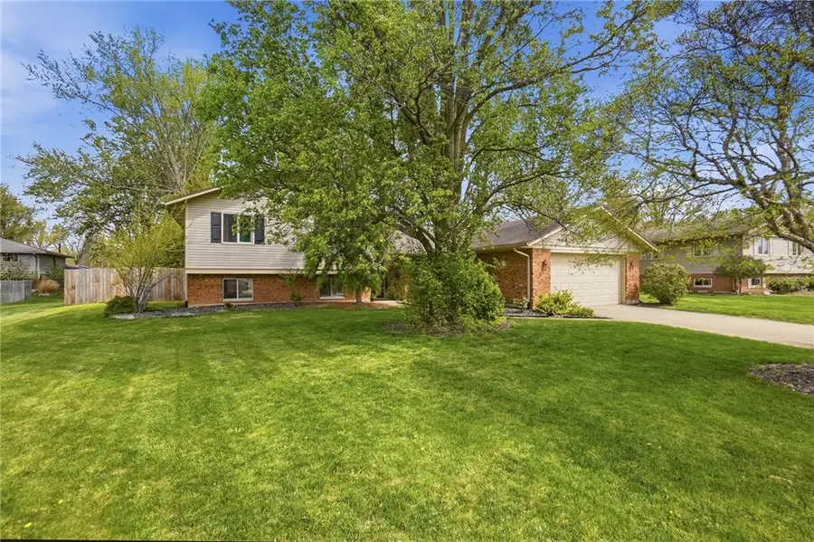 1315 Seminary View Drive, Centerville, OH 45458 - #2