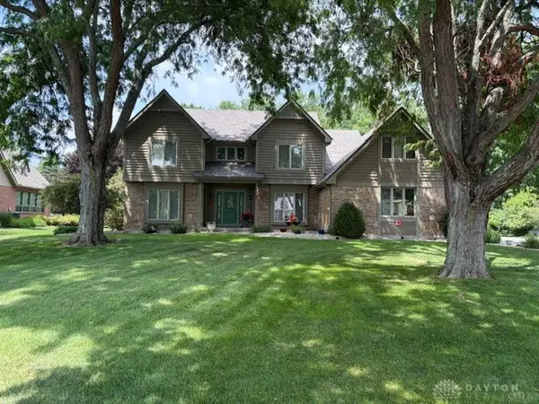 2045 Canterbury Court, Troy, OH 45373