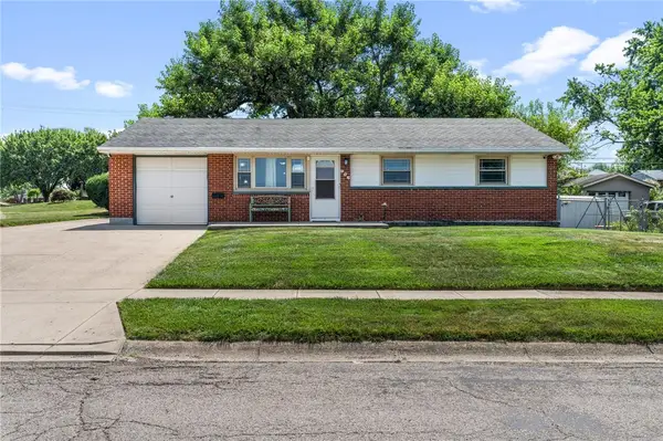 906 Wagon Wheel Drive, Dayton, OH 45431
