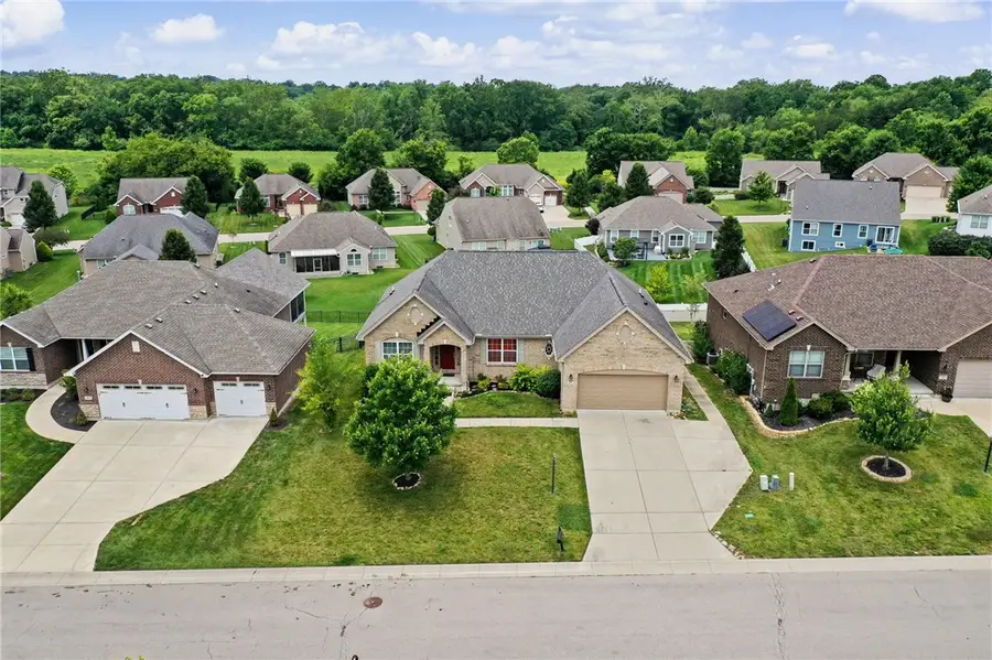 35 Louise Drive, Springboro, OH 45066 - #2