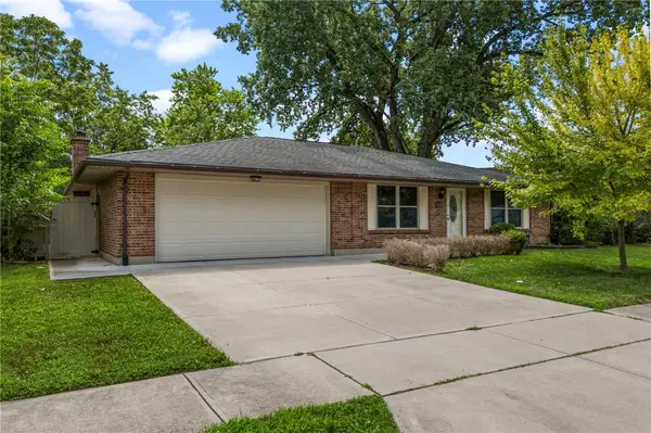 5469 Woodgate Drive, Huber Heights, OH 45424