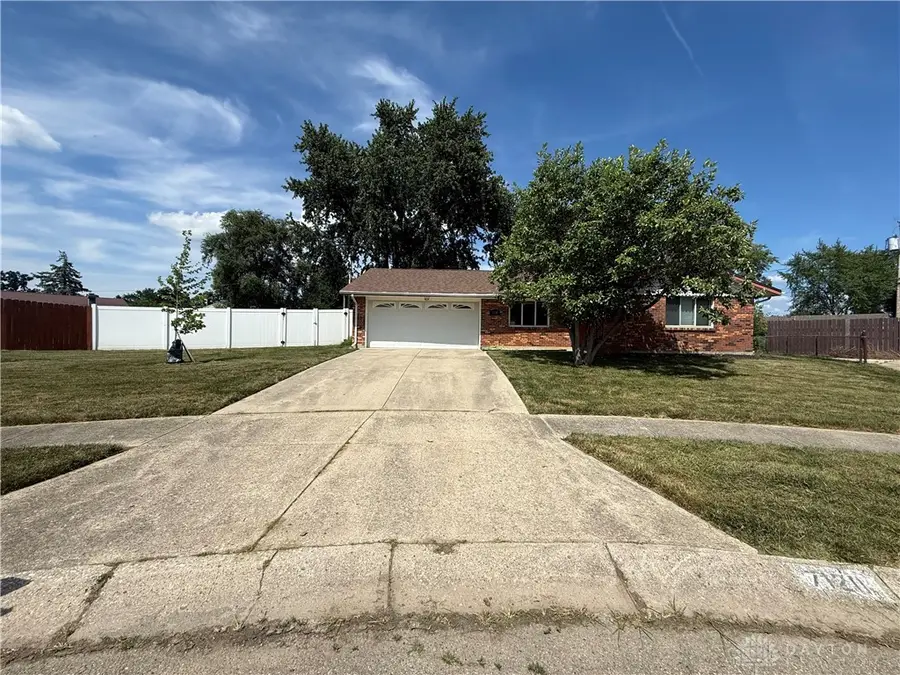 7120 Bothwell Place, Huber Heights, OH 45424 - #3