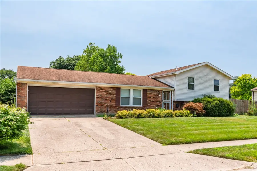 804 Sunset Drive, Englewood, OH 45322 - #2