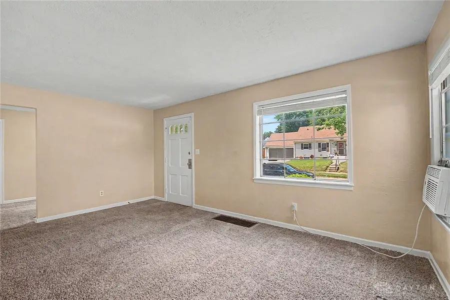 3842 Columbine Place, Dayton, OH 45405 - #2